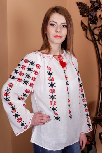 Ie romaneasca Racul bluza traditionala lucrata manual cu fir rosu si negru zona Oltenia