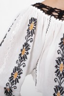 Ie romaneasca Maria lucrata manual cu fir negru si maro bluza traditionala