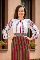 Costum popular autentic carul mic zona Moldovei